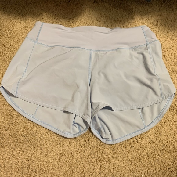 Lululemon Speed Up shorts - Picture 3 of 5